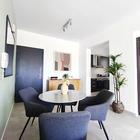 Peaceful Modern With Nature Views Lejlighed Larnaca