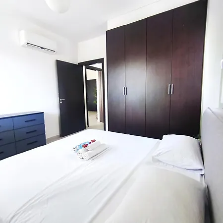 Peaceful Modern With Nature Views Lejlighed Larnaca